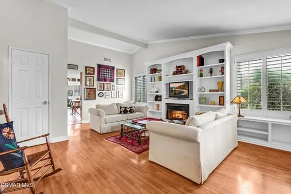 Property Slideshow image 3 of 42 | 20114 village 20 20, Camarillo, CA, 93012