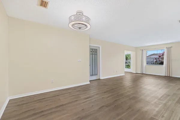 Property Slideshow image 3 of 25 | 2003 hadrian ct, Sun City Center, FL, 33573