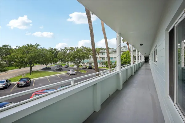 Property Slideshow image 3 of 77 | 2380 world parkway blvd 40, Clearwater, FL, 33763