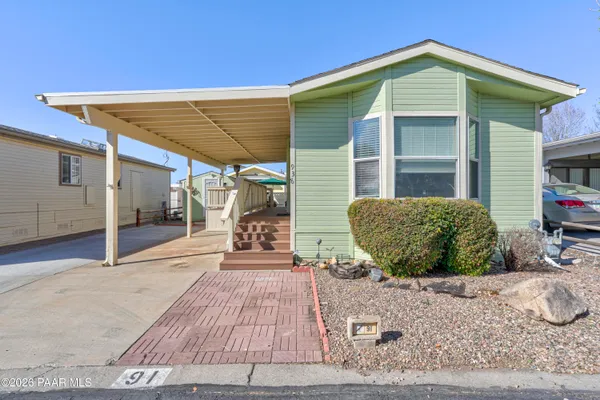 Property Slideshow image 3 of 21 | 938 n mesquite tree dr, Dewey-Humboldt, AZ, 86327