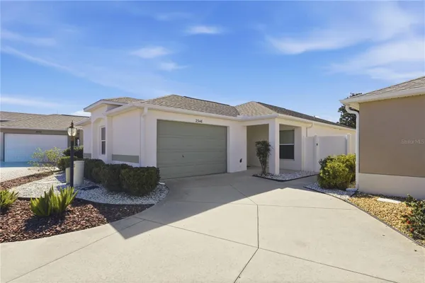 Property Slideshow image 2 of 34 | 2346 arbordale ave, The Villages, FL, 32162