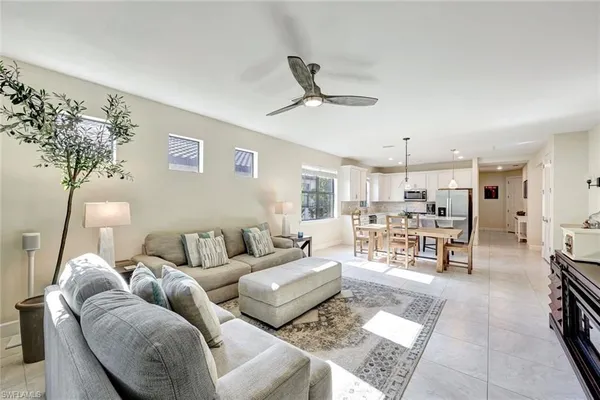 Property Slideshow image 3 of 32 | 12240 canal grande dr, Fort Myers, FL, 33913