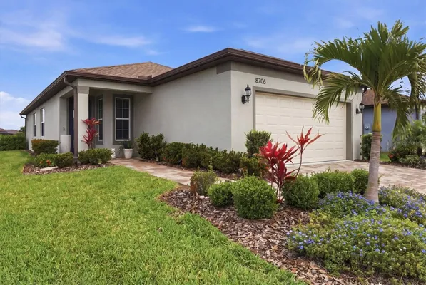 Property Slideshow image 2 of 72 | 8706 ocean tides cv, Parrish, FL, 34219