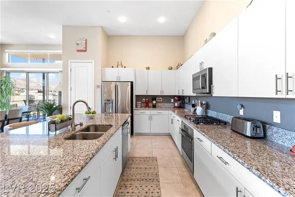 Property Slideshow image 3 of 68 | 4308 veraz st, Las Vegas, NV, 89135