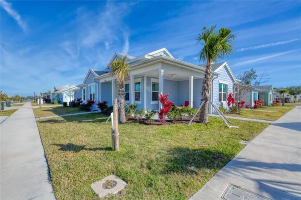 Property Slideshow image 3 of 71 | 198 gypsy palace ln, Daytona Beach, FL, 32124