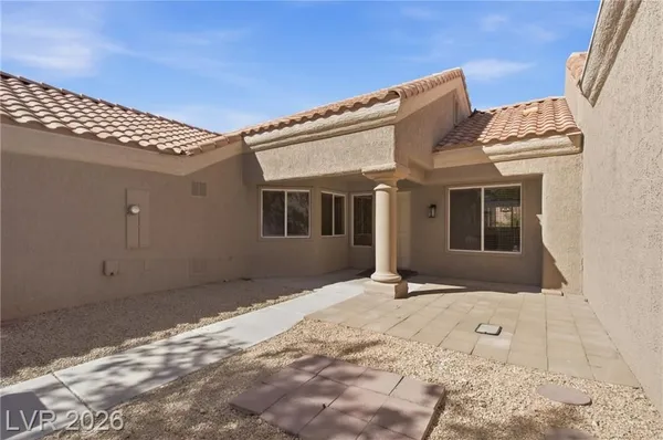 Property Slideshow image 2 of 99 | 8612 prairie hill dr, Las Vegas, NV, 89134
