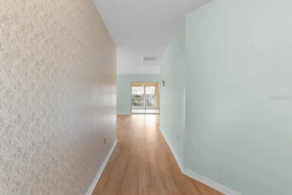 Property Slideshow image 2 of 50 | 1102 harefield cir, Sun City Center, FL, 33573