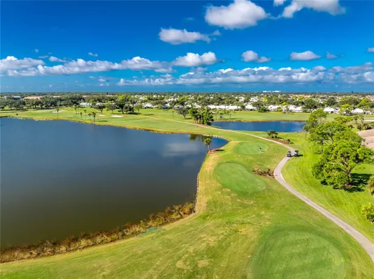 Property Slideshow image 3 of 77 | 810 carnoustie dr, Venice, FL, 34293