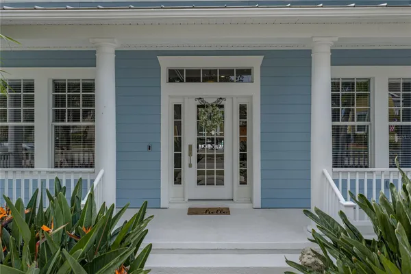 Property Slideshow image 2 of 90 | 5252 brighton shore dr, Apollo Beach, FL, 33572