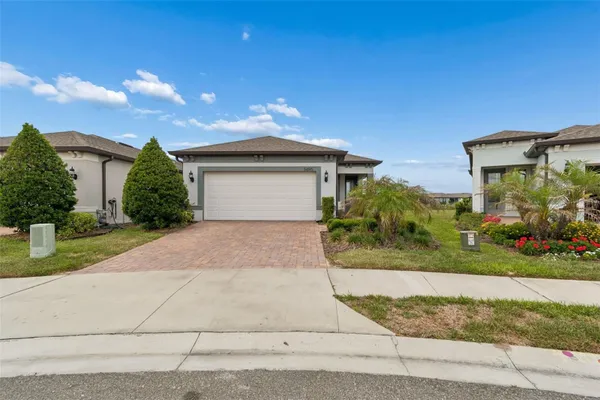 Property Slideshow image 2 of 83 | 5695 bay tide ct, Land O Lakes, FL, 34638