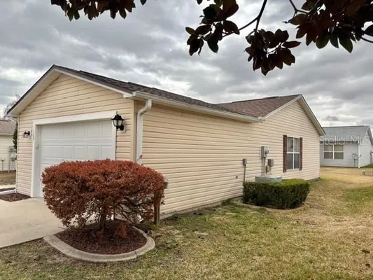 Property Slideshow image 2 of 19 | 1705 betrillo ct, The Villages, FL, 32162