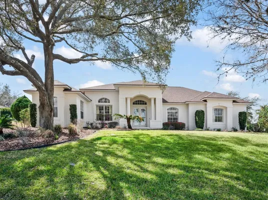 Property Slideshow image 2 of 38 | 39407 treeline dr, Lady Lake, FL, 32159