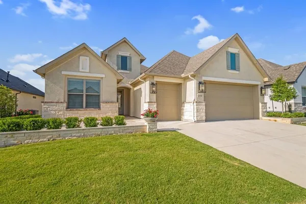 Property Slideshow image 3 of 29 | 12521 copper ore way, Denton, TX, 76207