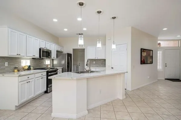 Property Slideshow image 2 of 12 | 78716 stansbury ct, Palm Desert, CA, 92211