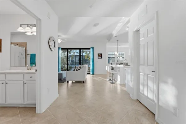 Property Slideshow image 2 of 64 | 10054 crooked creek dr 102, Venice, FL, 34293