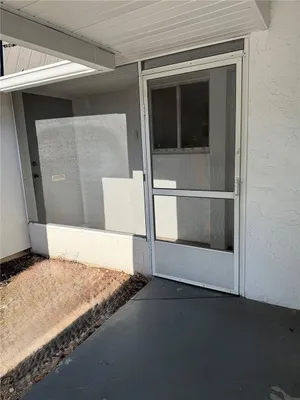 Property Slideshow image 2 of 26 | 3957 lakeside rd # 143, Sarasota, FL, 34232