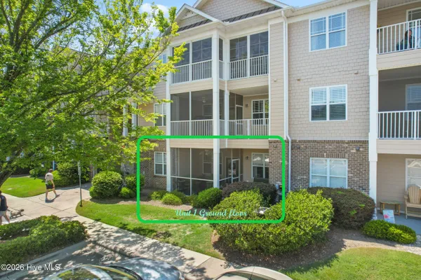 Property Slideshow image 2 of 46 | 280 woodlands way 1, Calabash, NC, 28467