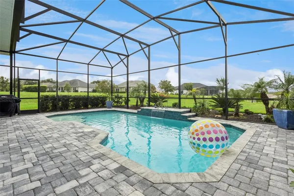 Property Slideshow image 3 of 51 | 5141 greens dr, Lady Lake, FL, 32159