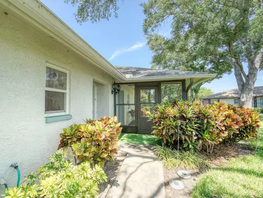 Property Slideshow image 2 of 41 | 365 durham ct, Dunedin, FL, 34698