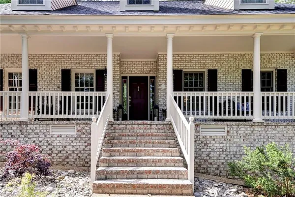 Property Slideshow image 3 of 49 | 103 dutchess, Williamsburg, VA, 23188