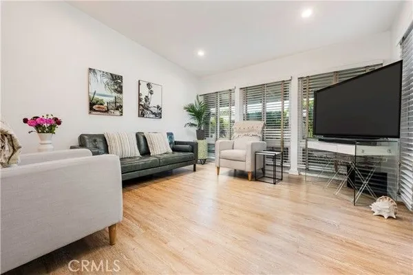 Property Slideshow image 3 of 38 | 1800 sunningdale 18b, Seal Beach, CA, 90740