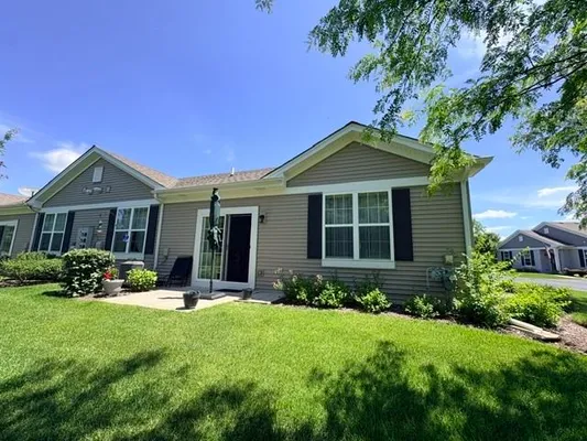 Property Slideshow image 2 of 2 | 1598 hannah ln 1598, Pingree Grove, IL, 60140
