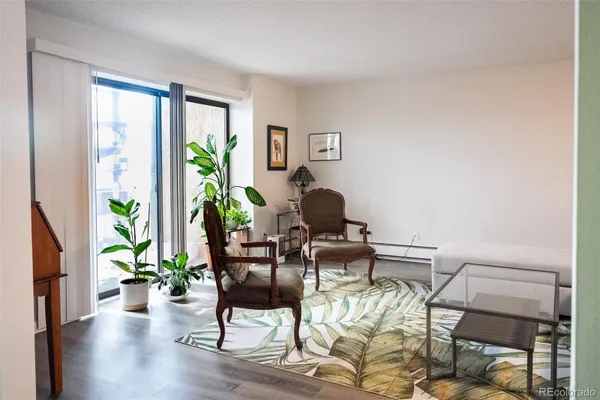 Property Slideshow image 2 of 31 | 14091 e marina dr apt 612, Aurora, CO, 80014