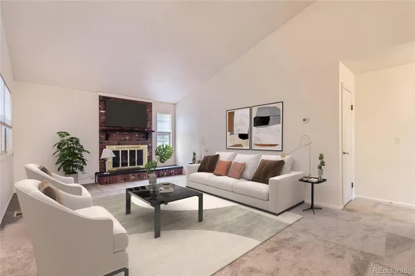 Property Slideshow image 3 of 27 | 13940 e linvale pl, Aurora, CO, 80014