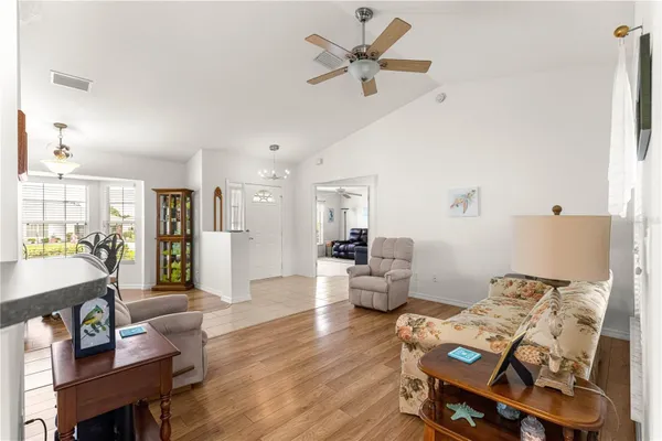 Property Slideshow image 3 of 47 | 8721 sw 60 cir, Ocala, FL, 34476