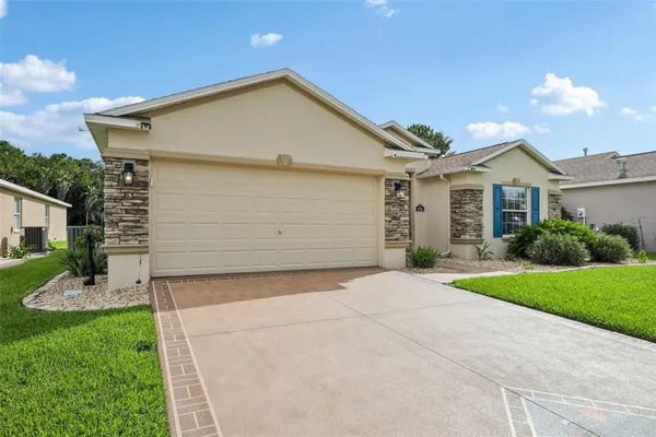 Property Slideshow image 3 of 40 | 1056 sw 159th st, Ocala, FL, 34473