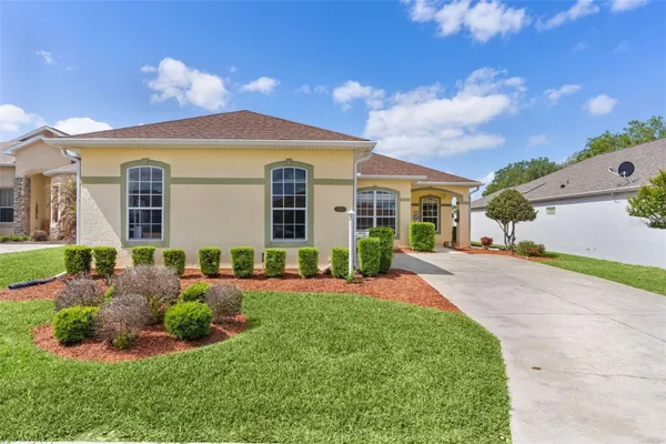 Property Slideshow image 3 of 55 | 17600 se 117th cir, Summerfield, FL, 34491