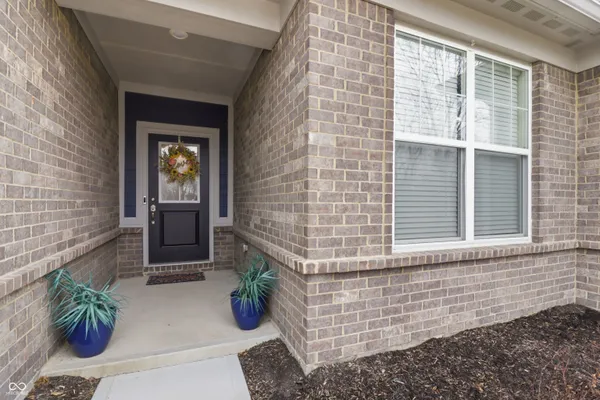Property Slideshow image 2 of 49 | 3527 brunstfield ct, Bargersville, IN, 46106