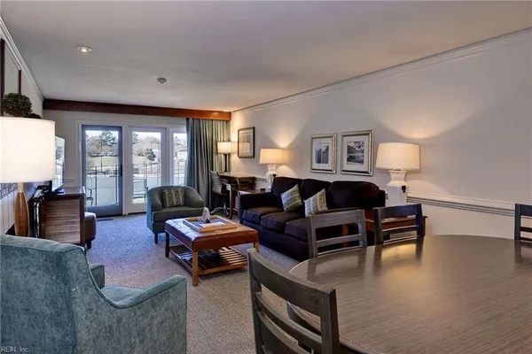 Property Slideshow image 3 of 50 | 318 padgetts ordinary, Williamsburg, VA, 23185