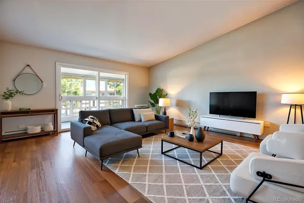 Property Slideshow image 2 of 49 | 580 s clinton st 10d, Denver, CO, 80247