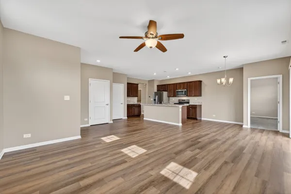 Property Slideshow image 2 of 47 | 1021 crestview ln, Pingree Grove, IL, 60140