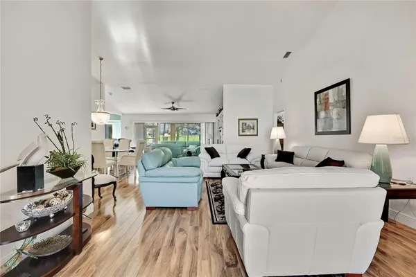 Property Slideshow image 2 of 38 | 7418 baywood forest cir, Spring Hill, FL, 34606