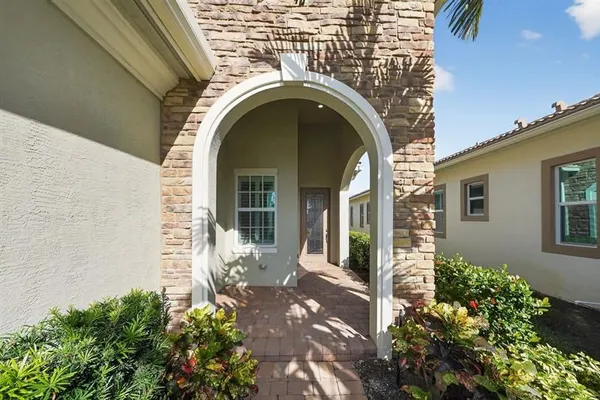 Property Slideshow image 3 of 33 | 9118 sw michele way, Port St Lucie, FL, 34987