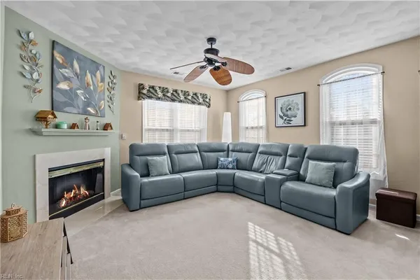 Property Slideshow image 2 of 42 | 2831 rose garden way, Virginia Beach, VA, 23456