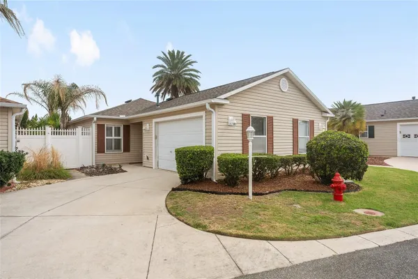 Property Slideshow image 2 of 73 | 507 paxville pl, The Villages, FL, 32162