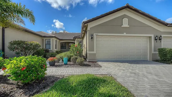 Property Slideshow image 3 of 55 | 11121 campazzo dr, Venice, FL, 34292