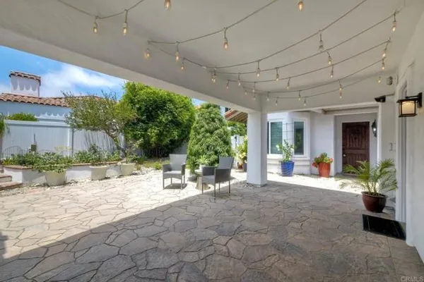 Property Slideshow image 3 of 42 | 4710 majorca way, Oceanside, CA, 92056
