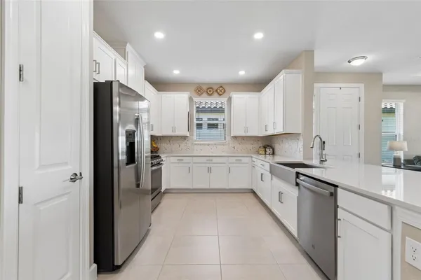 Property Slideshow image 2 of 100 | 4647 garofalo rd, Wesley Chapel, FL, 33543