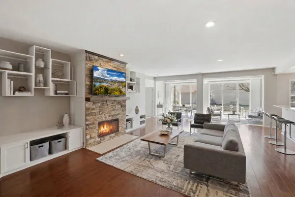 Property Slideshow image 2 of 27 | 12304 arlington dr, Huntley, IL, 60142