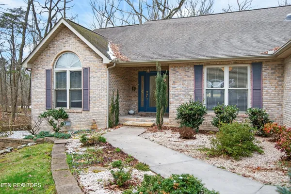Property Slideshow image 3 of 32 | 183 trentwood dr, Crossville, TN, 38558