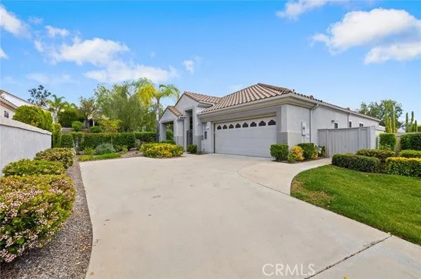 Property Slideshow image 2 of 62 | 39996 via tiama, Murrieta, CA, 92562