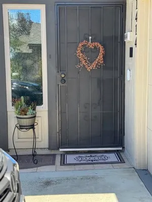 Property Slideshow image 2 of 17 | 1414 market st, Vista, CA, 92084