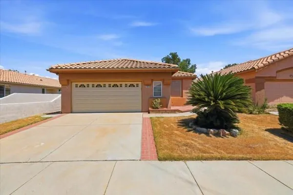 Property Slideshow image 2 of 37 | 649 big spring dr, Banning, CA, 92220