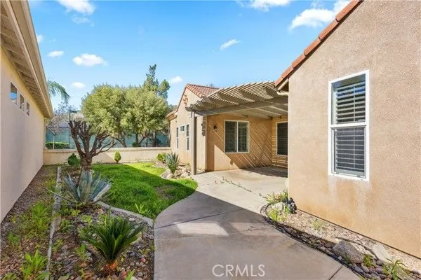 Property Slideshow image 2 of 6 | 257 stricker ln, Hemet, CA, 92545