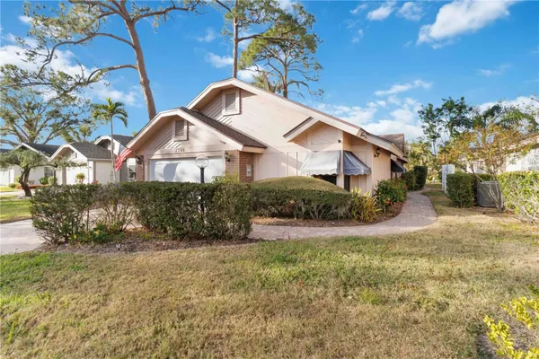 Property Slideshow image 2 of 33 | 7755 pine trace dr 7755, Sarasota, FL, 34243