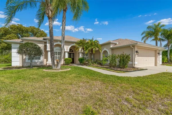 Property Slideshow image 3 of 99 | 7424 melogold cir, Land O Lakes, FL, 34637